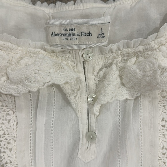Preppy Abercrombie & Fitcher Top - Picture 2 of 3